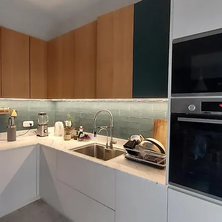 άνετο και όμορφο στην άνω πόλη