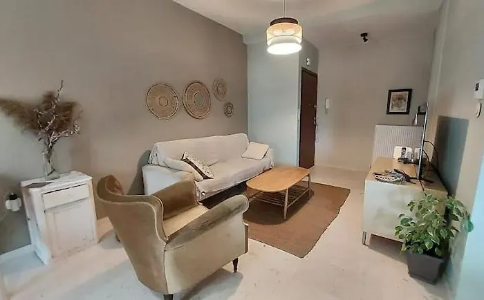 άνετο και όμορφο στην άνω πόλη Apartment Thessaloniki